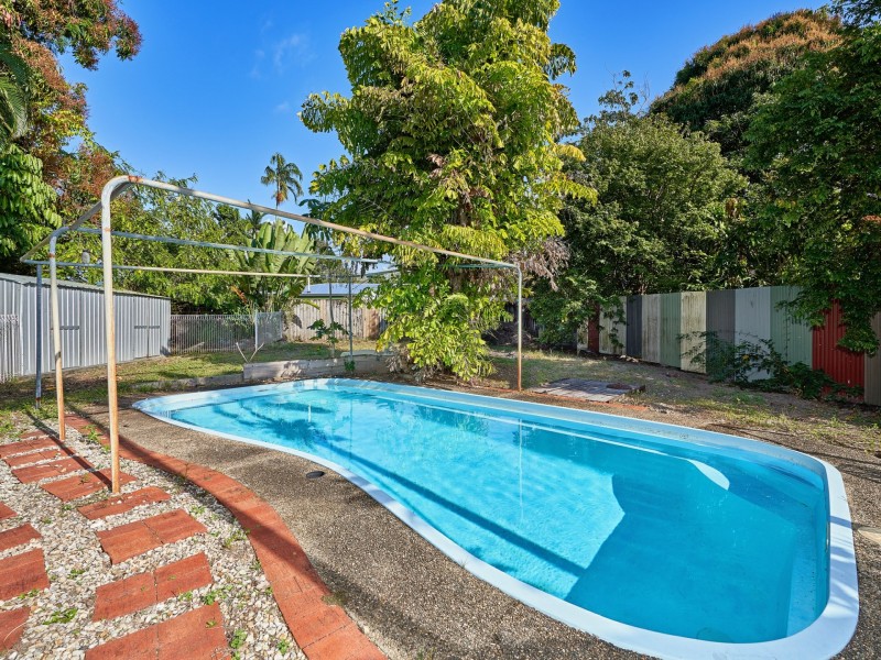 47 Best Street, Yorkeys Knob QLD 4878