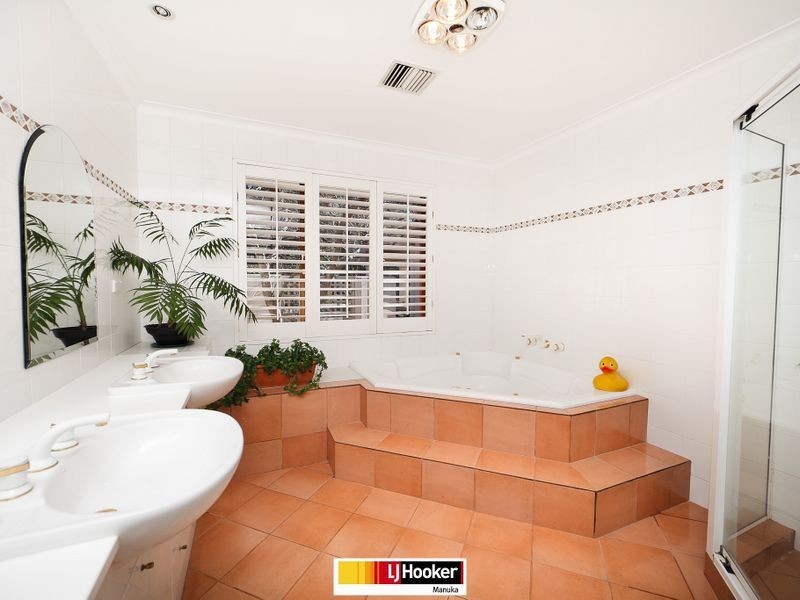 24 Golden Grove, Red Hill ACT 2603