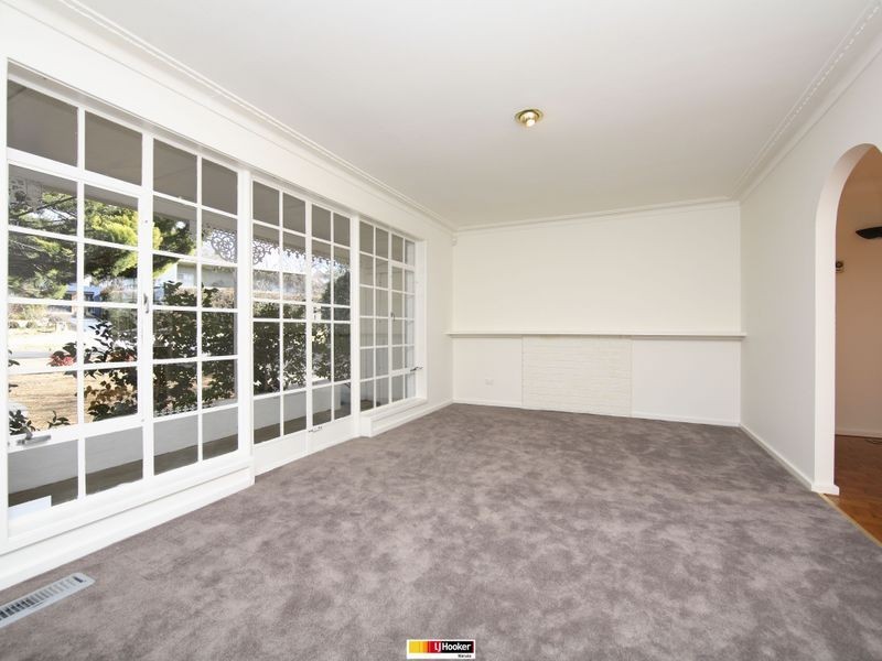 17 Maygar Street, Hughes ACT 2605