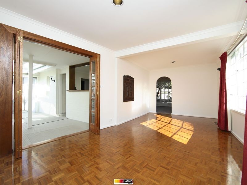 17 Maygar Street, Hughes ACT 2605