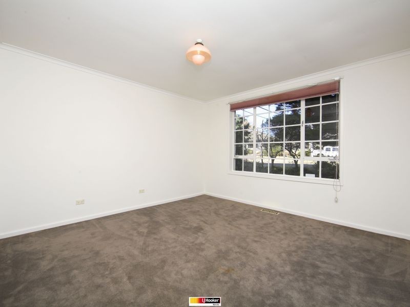 17 Maygar Street, Hughes ACT 2605