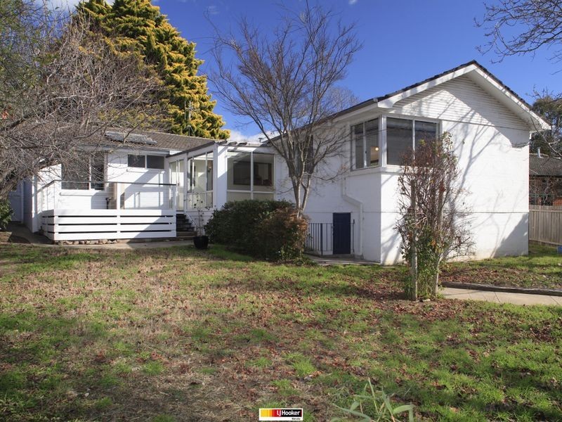 17 Maygar Street, Hughes ACT 2605