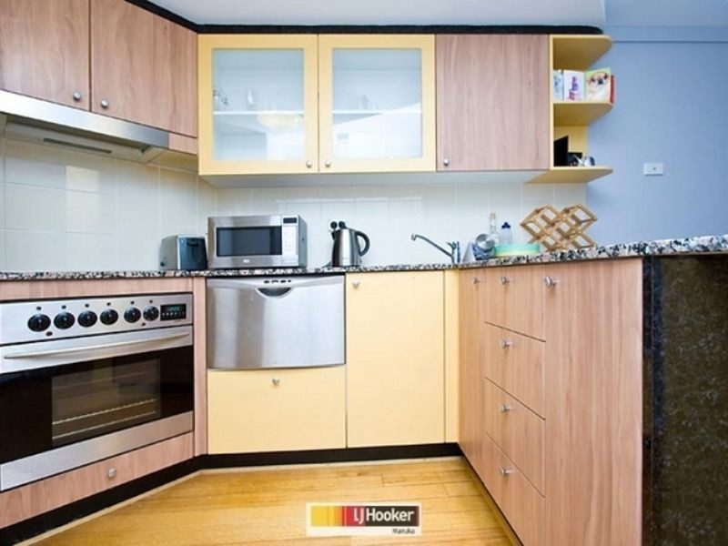 57/18 Captain Cook Crescent, Griffith ACT 2603