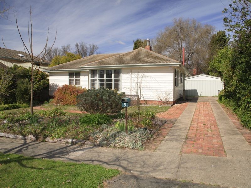 5 Turner Place, Yarralumla ACT 2600