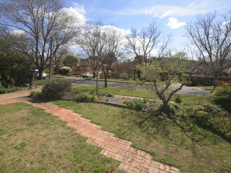 5 Turner Place, Yarralumla ACT 2600