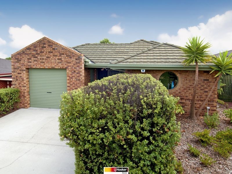24 Dacomb Court, Dunlop ACT 2615