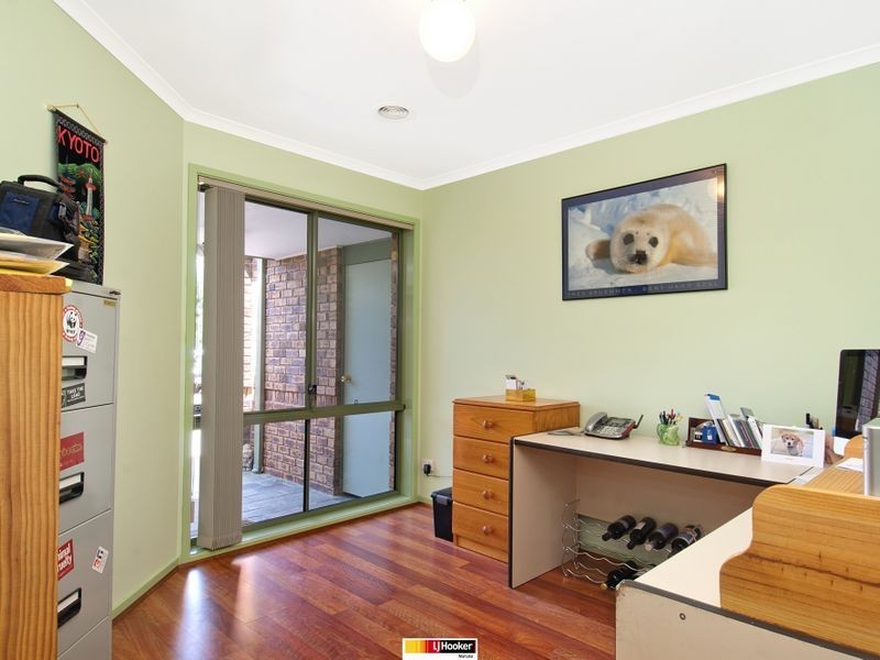 24 Dacomb Court, Dunlop ACT 2615