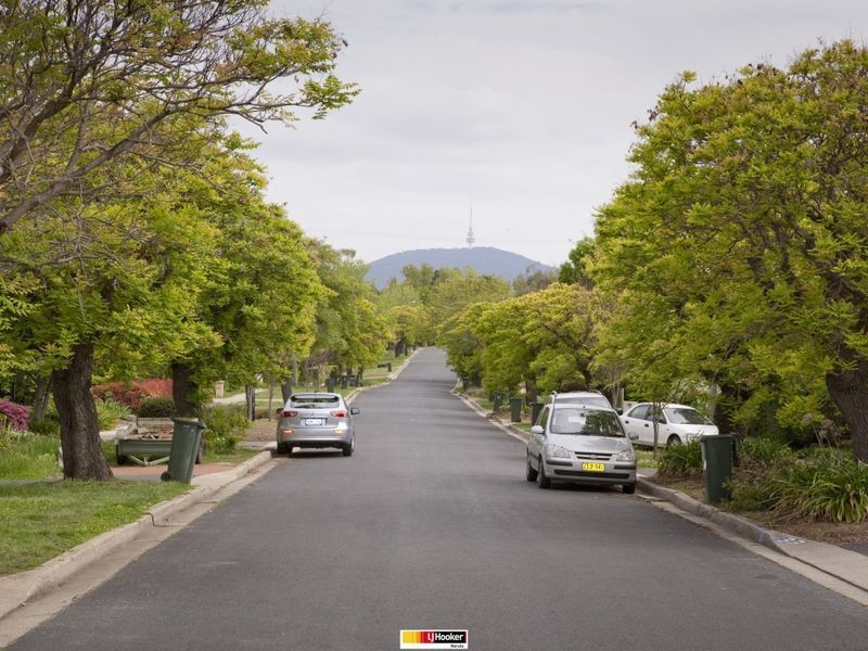 42 Carstensz Street, Griffith ACT 2603