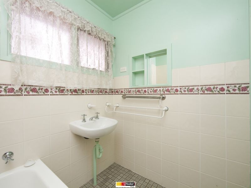 42 Carstensz Street, Griffith ACT 2603