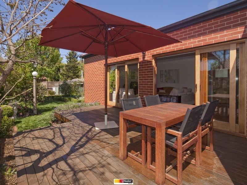 19 McKinlay Street, Narrabundah ACT 2604