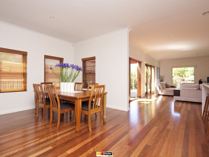 19 McKinlay Street, Narrabundah ACT 2604