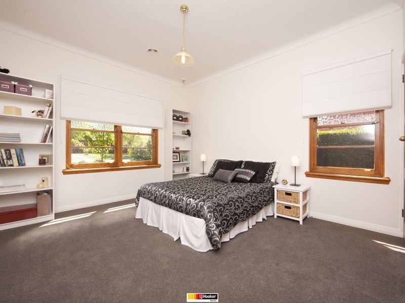 19 McKinlay Street, Narrabundah ACT 2604