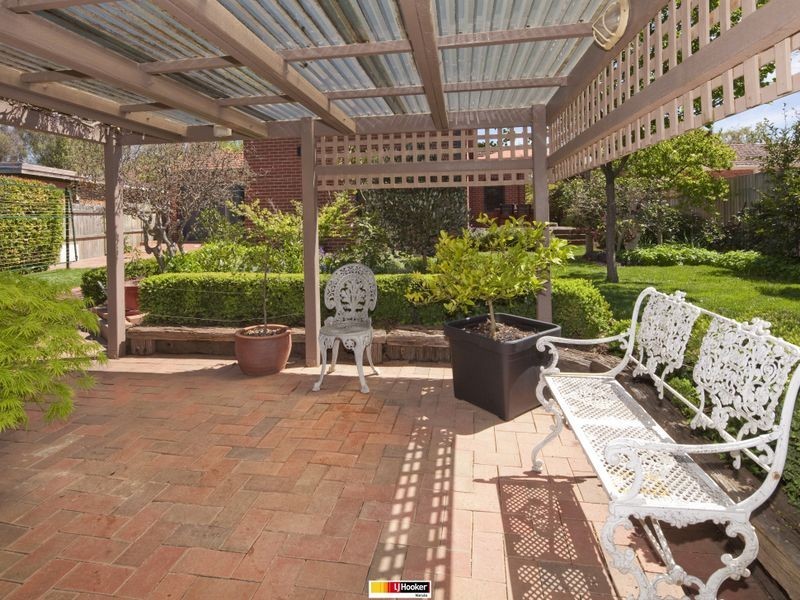 19 McKinlay Street, Narrabundah ACT 2604