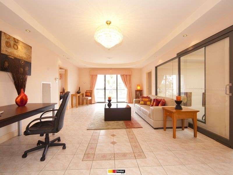 2 Tully Place, Jerrabomberra NSW 2619
