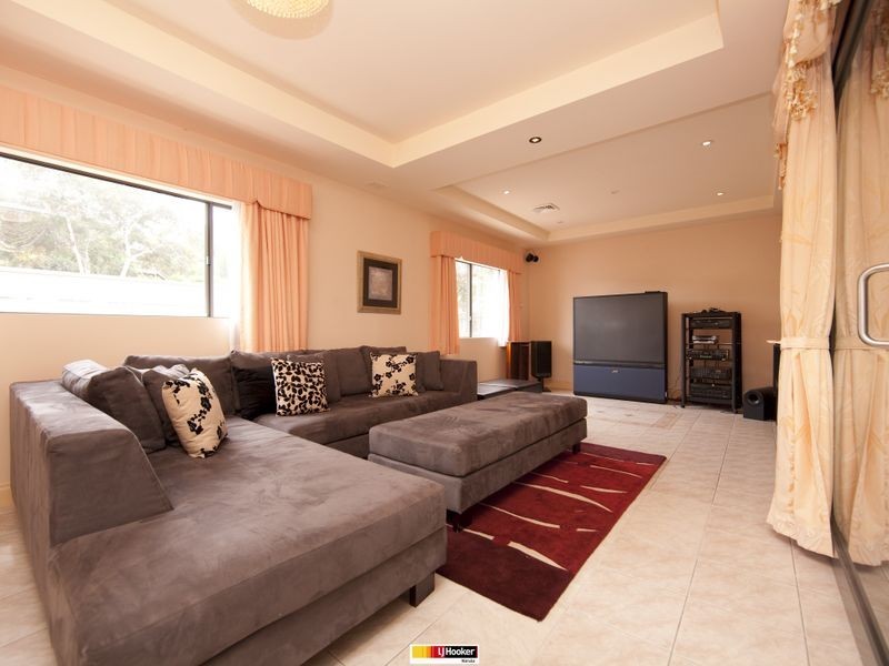 2 Tully Place, Jerrabomberra NSW 2619