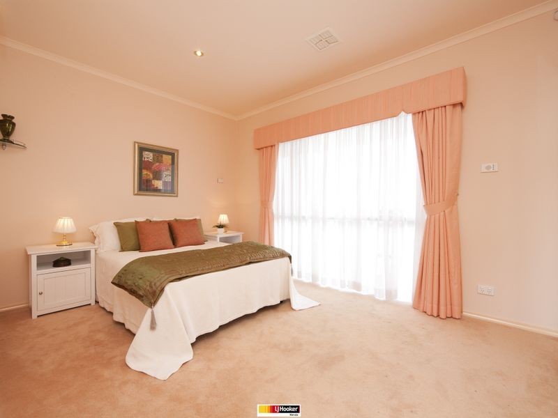 2 Tully Place, Jerrabomberra NSW 2619