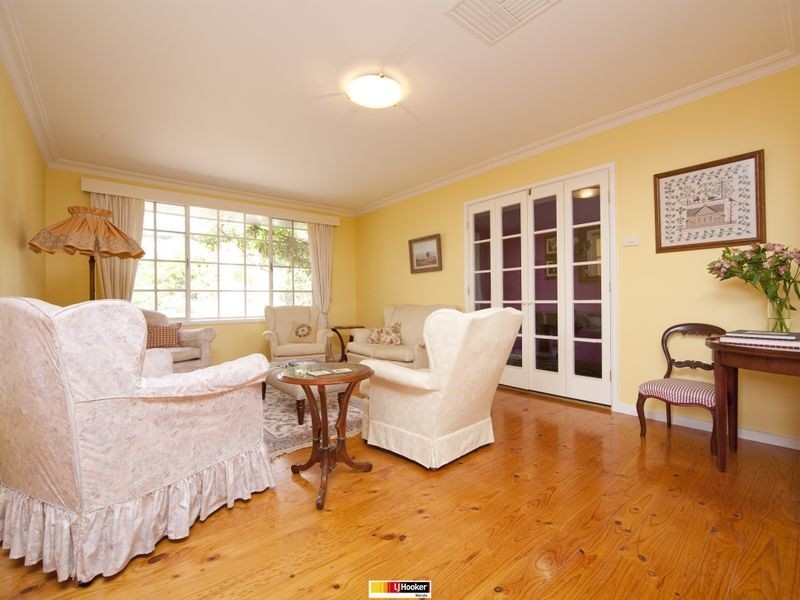 44 Hawkesbury Crescent, Farrer ACT 2607