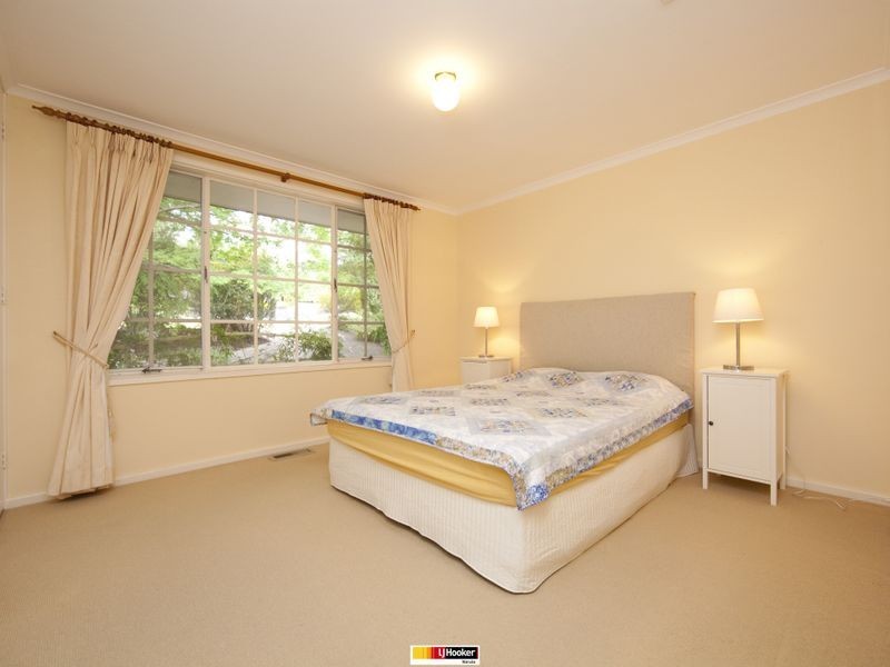 44 Hawkesbury Crescent, Farrer ACT 2607