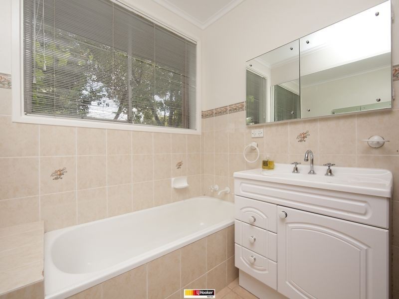 5 Cheel Place, Farrer ACT 2607