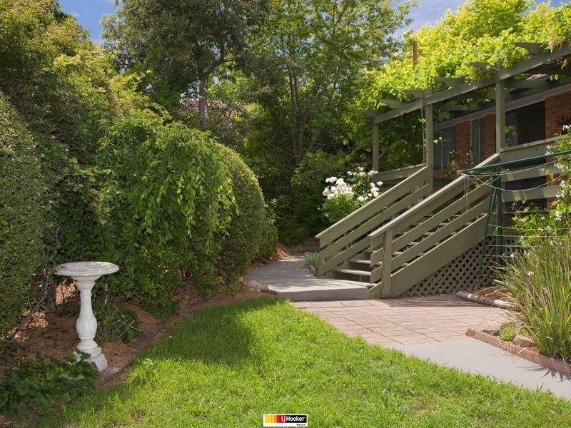 5 Cheel Place, Farrer ACT 2607