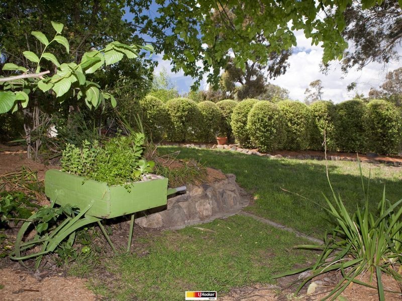 5 Cheel Place, Farrer ACT 2607