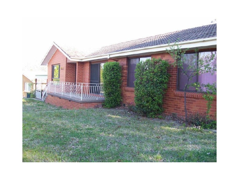 24 Ayers Place, Curtin ACT 2605