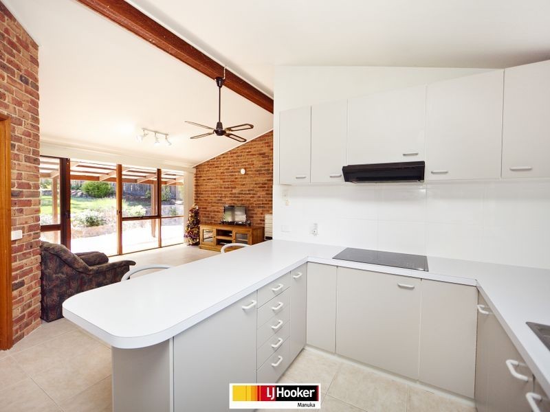 10 William Wilkins Crescent, Isaacs ACT 2607