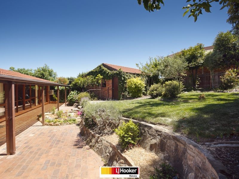 10 William Wilkins Crescent, Isaacs ACT 2607