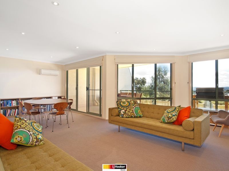 18/40 Leahy Close, Narrabundah ACT 2604