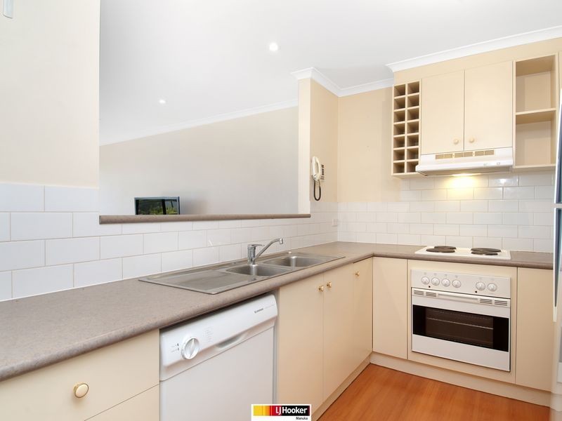 18/40 Leahy Close, Narrabundah ACT 2604