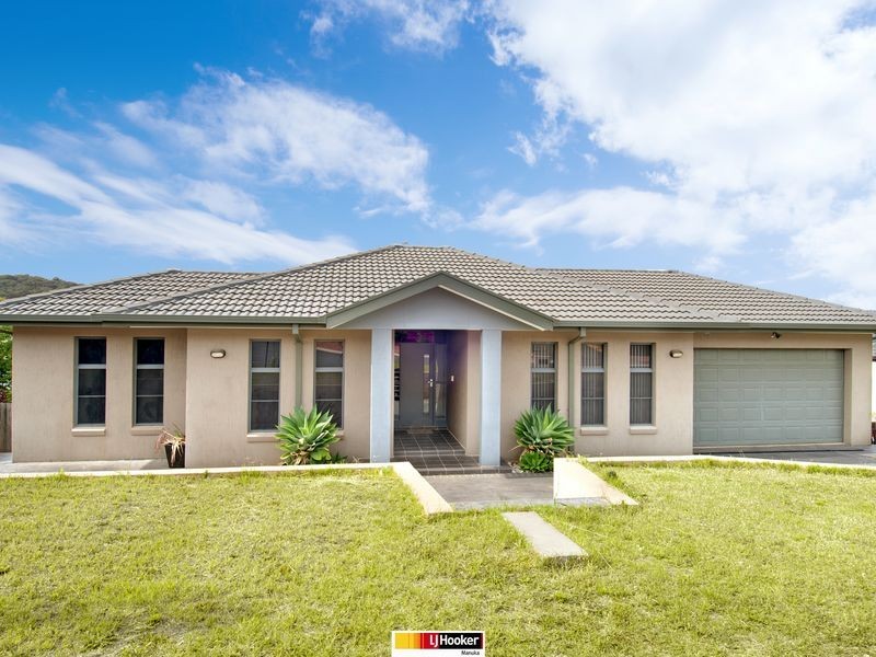 6 Birubi Place, Jerrabomberra NSW 2619
