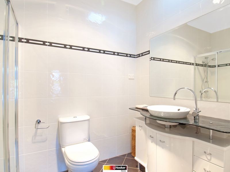 6 Birubi Place, Jerrabomberra NSW 2619