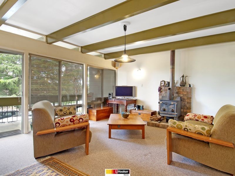 33 Webster Street, Hughes ACT 2605