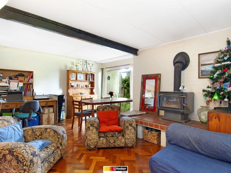 33 Webster Street, Hughes ACT 2605