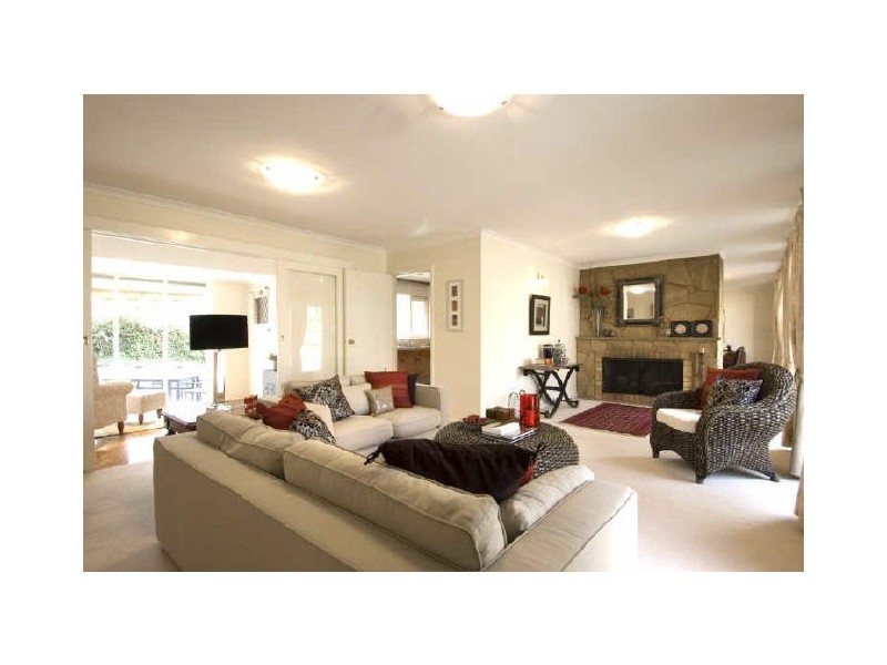 4 Charlotte Street, Red Hill ACT 2603