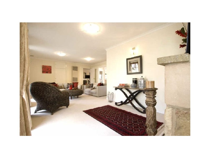 4 Charlotte Street, Red Hill ACT 2603