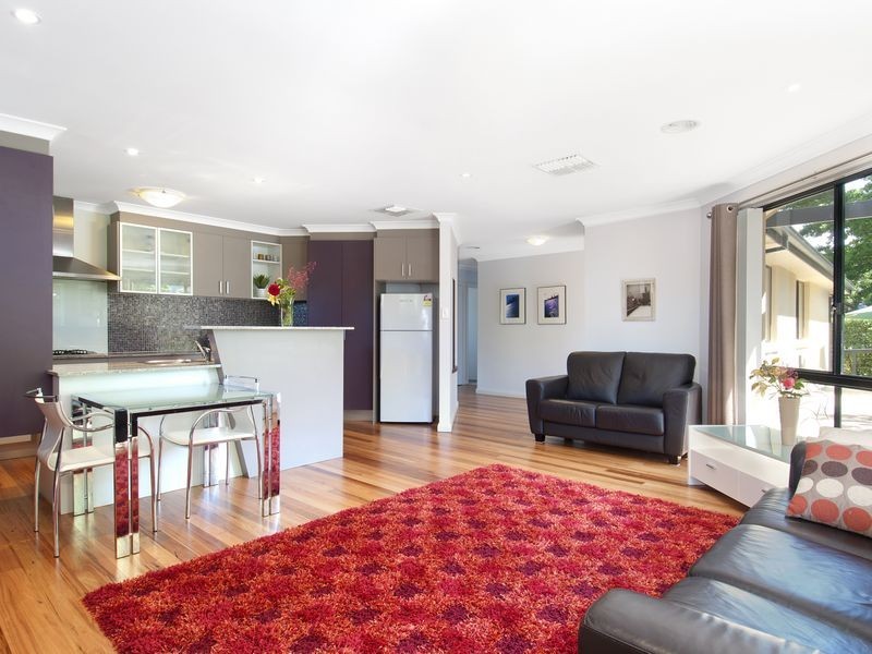 7 Macrobertson Street, Mawson ACT 2607