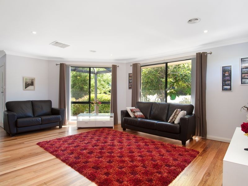 7 Macrobertson Street, Mawson ACT 2607
