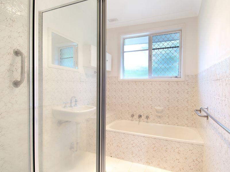 86 Eggleston Crescent, Chifley ACT 2606