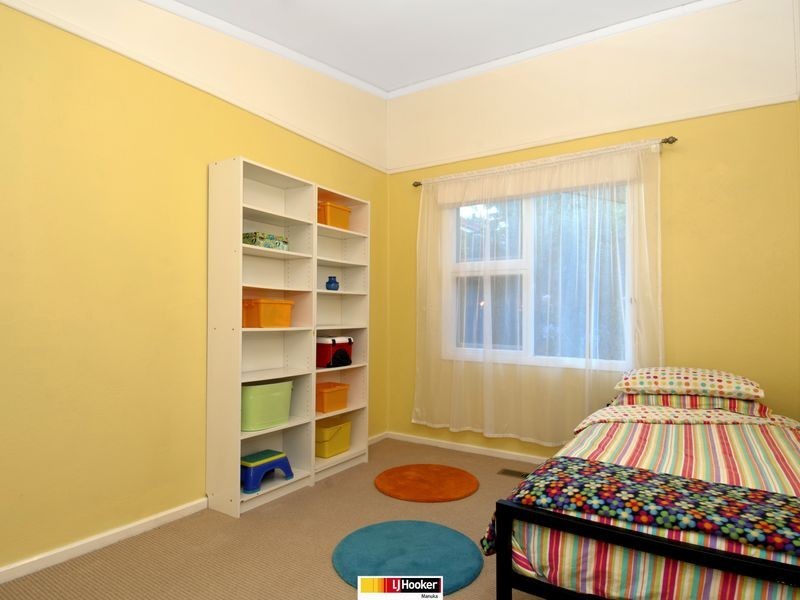 40 Walker Crescent, Narrabundah ACT 2604