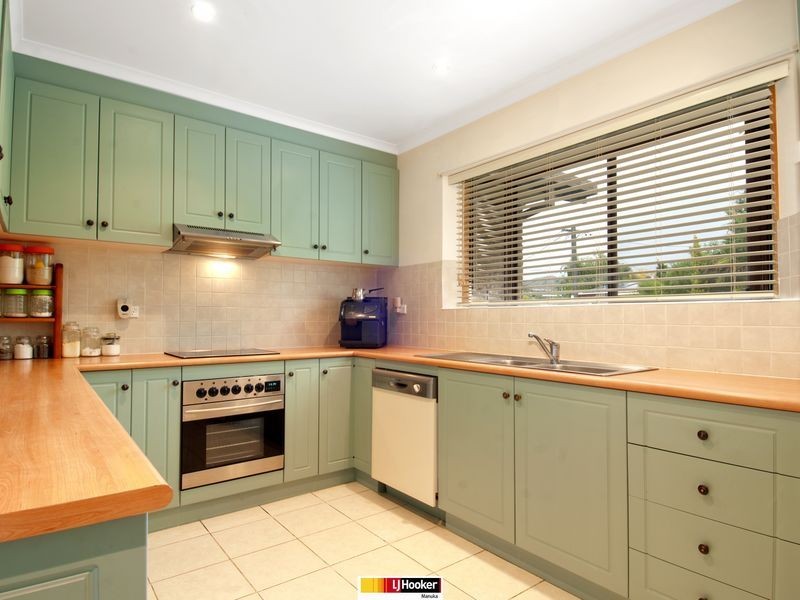 2 Phillipson Crescent, Calwell ACT 2905