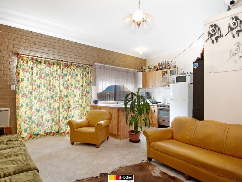 2 Phillipson Crescent, Calwell ACT 2905