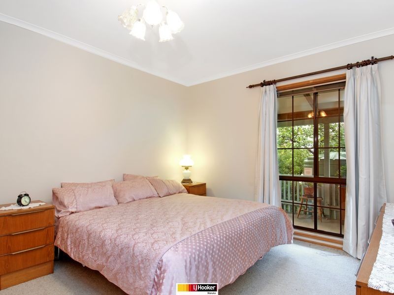 2 Phillipson Crescent, Calwell ACT 2905