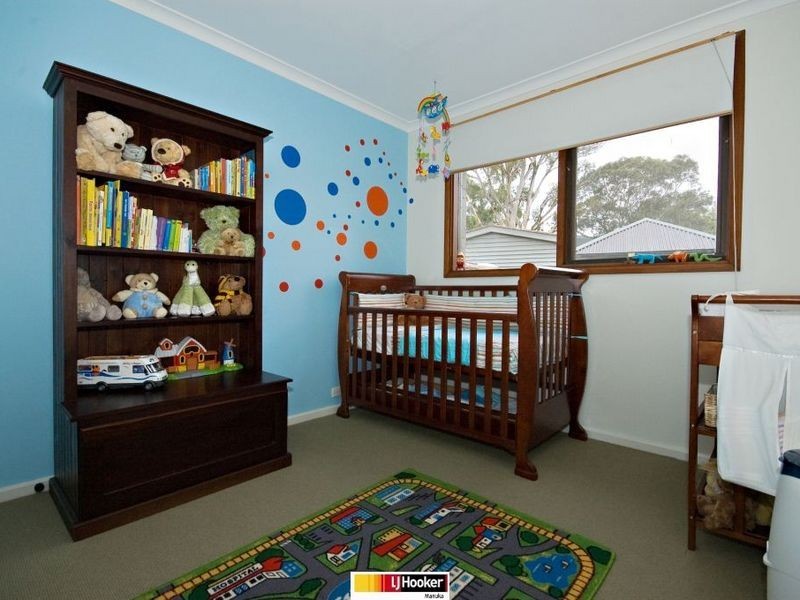 30 Hawkesbury Crescent, Farrer ACT 2607