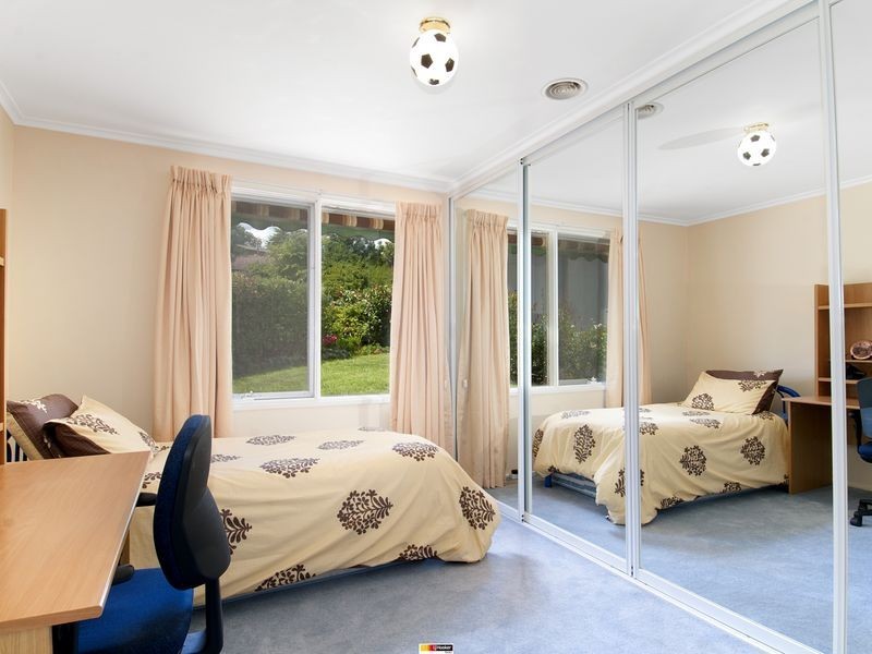 7 Cheel Place, Farrer ACT 2607
