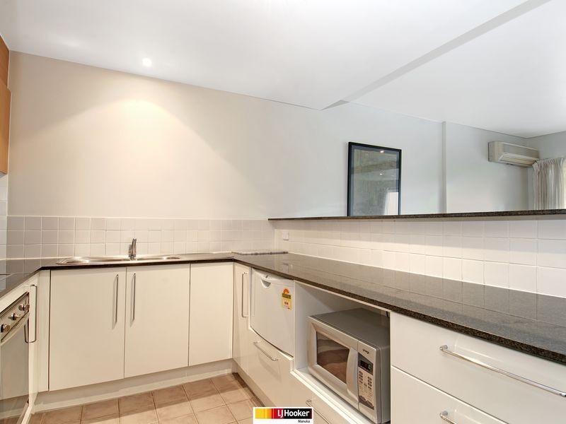 613/10 Dominion Circuit, Forrest ACT 2603