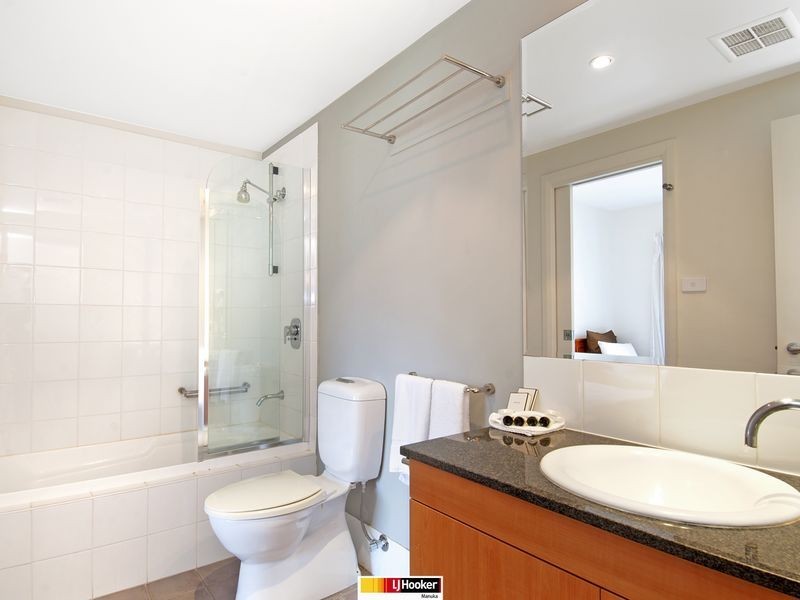 613/10 Dominion Circuit, Forrest ACT 2603