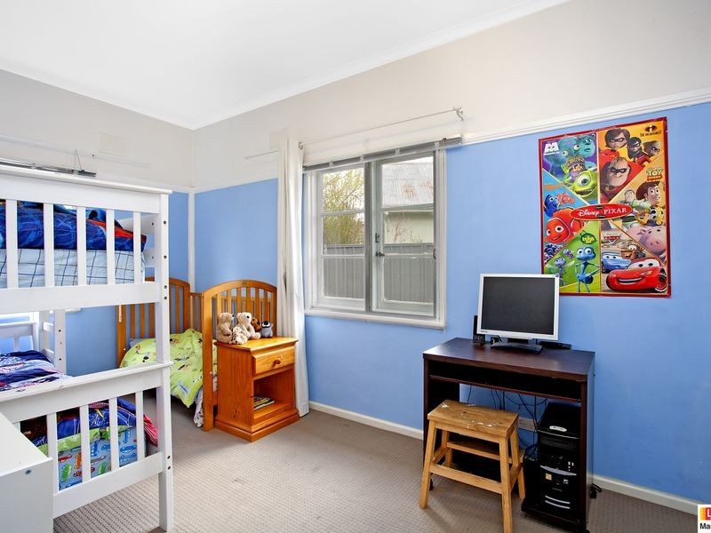 26 Gymea Street, Narrabundah ACT 2604