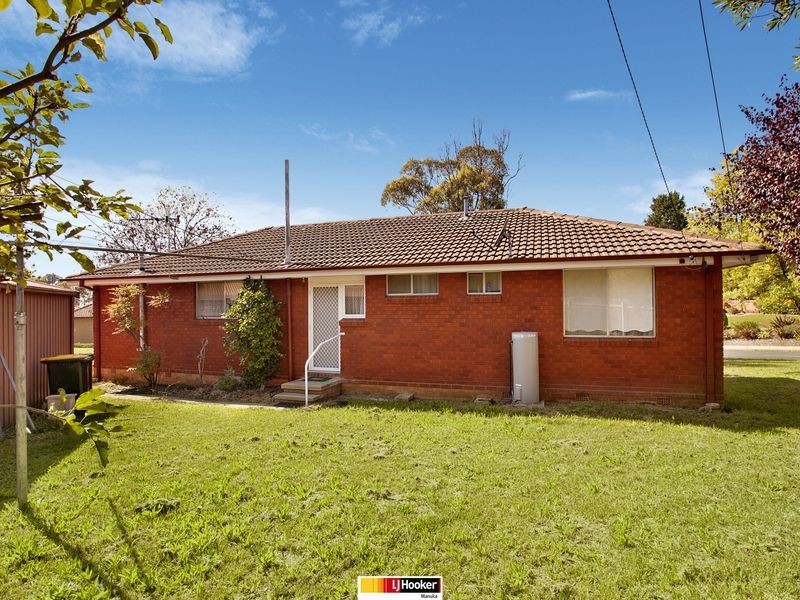 8 Murphy Street, Pearce ACT 2607