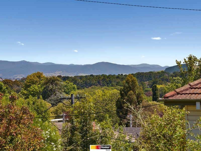 70 Stonehaven Crescent, Deakin ACT 2600